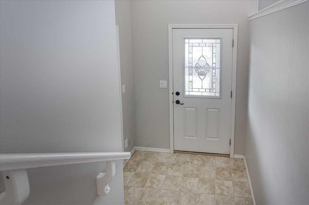 13 Rogers Road, Sylvan Lake, AB - Indoor Photo Showing Other Room