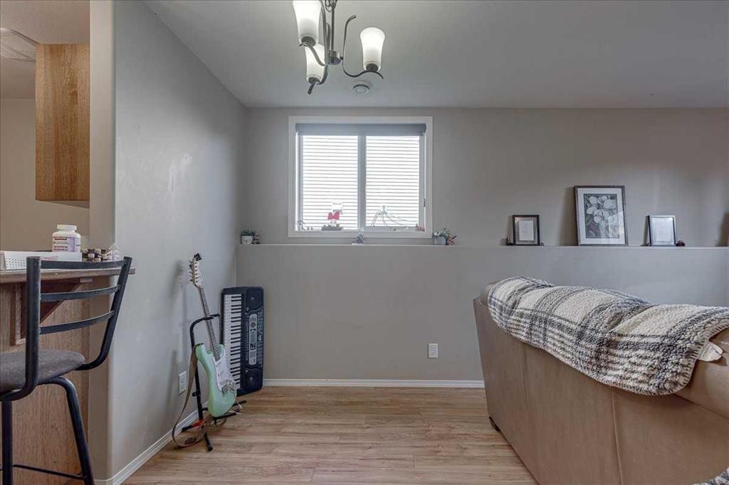 13 Rogers Road, Sylvan Lake, AB - Indoor