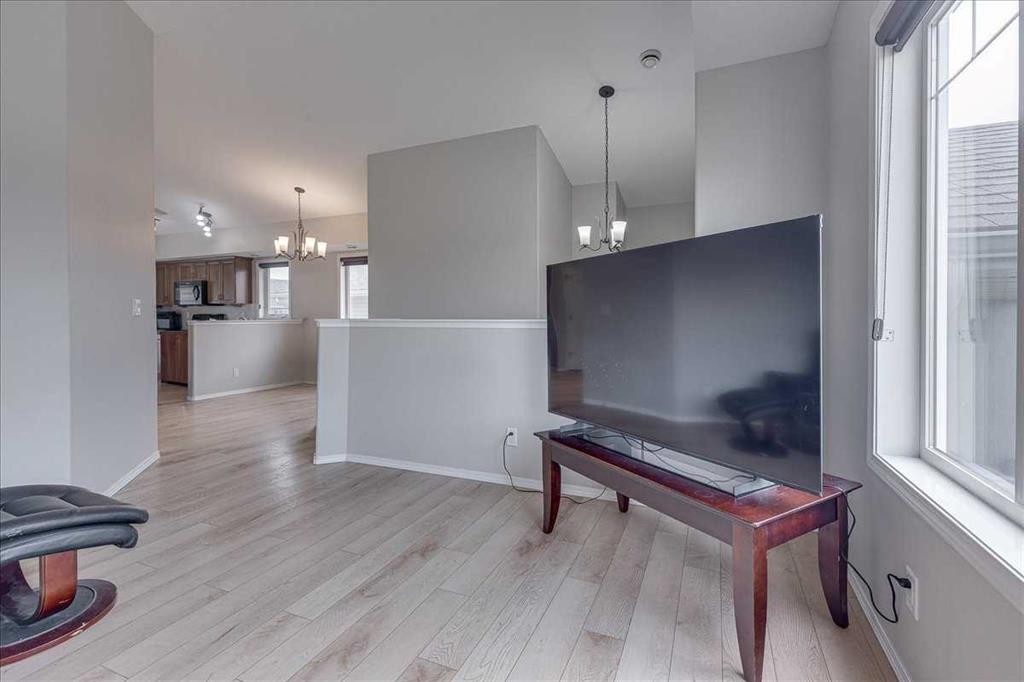 13 Rogers Road, Sylvan Lake, AB - Indoor