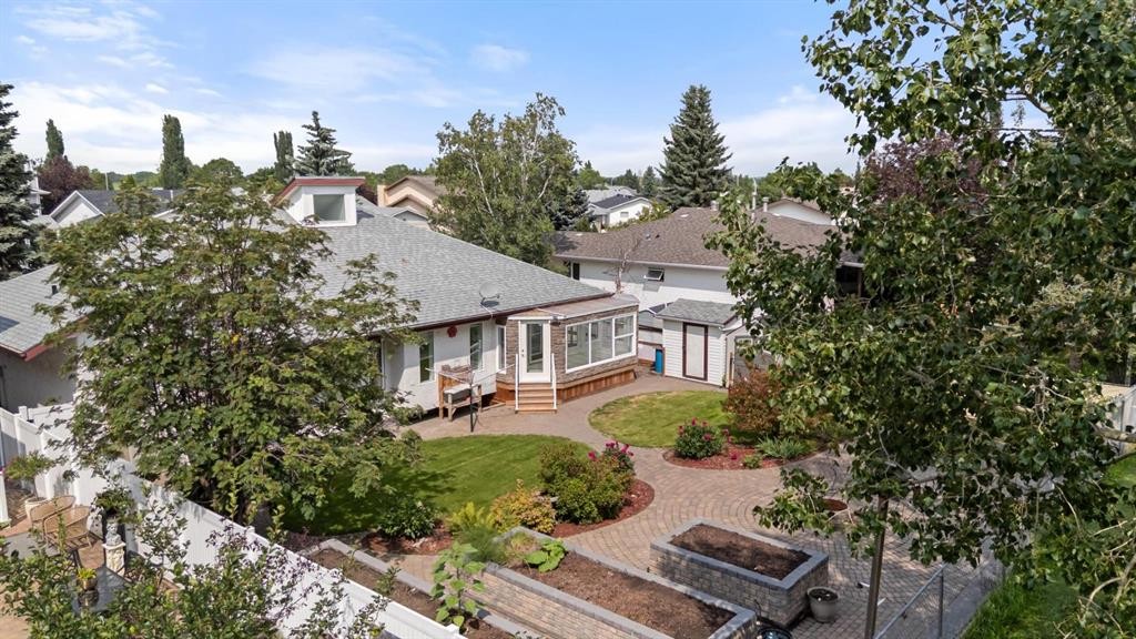 6210 53 Avenue, Camrose, AB - Outdoor