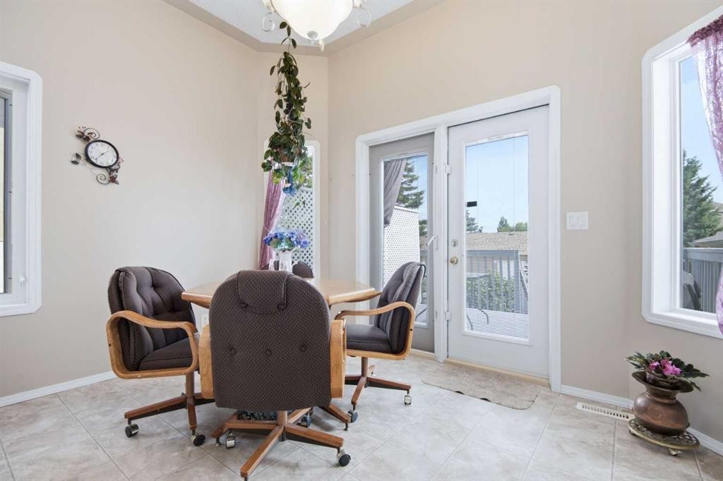 98 Duval Crescent, Red Deer, AB - Indoor Photo Showing Office