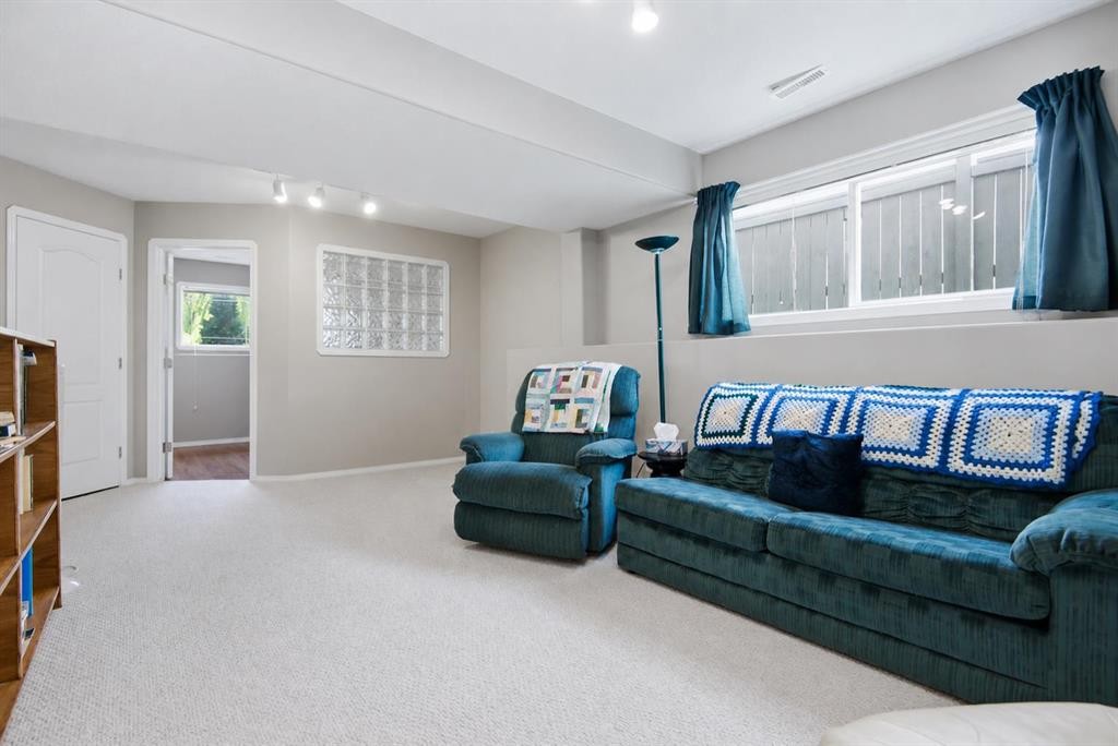 98 Duval Crescent, Red Deer, AB - Indoor