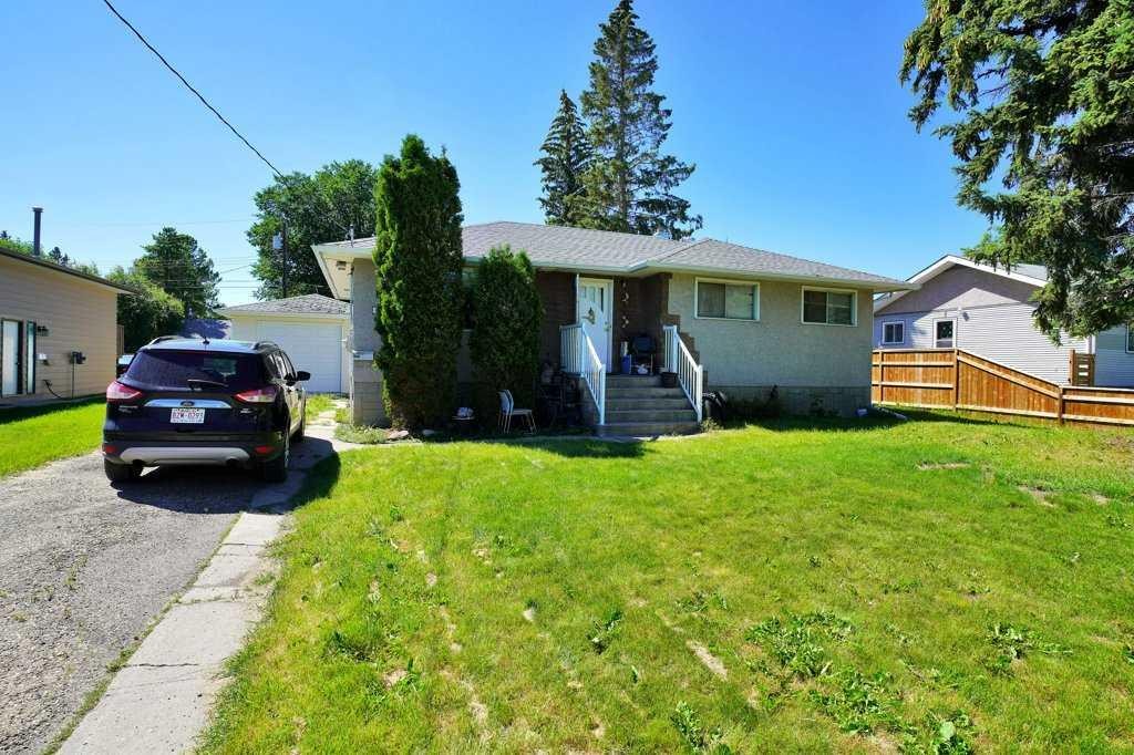 6014 56 Avenue, Red Deer, AB - Outdoor
