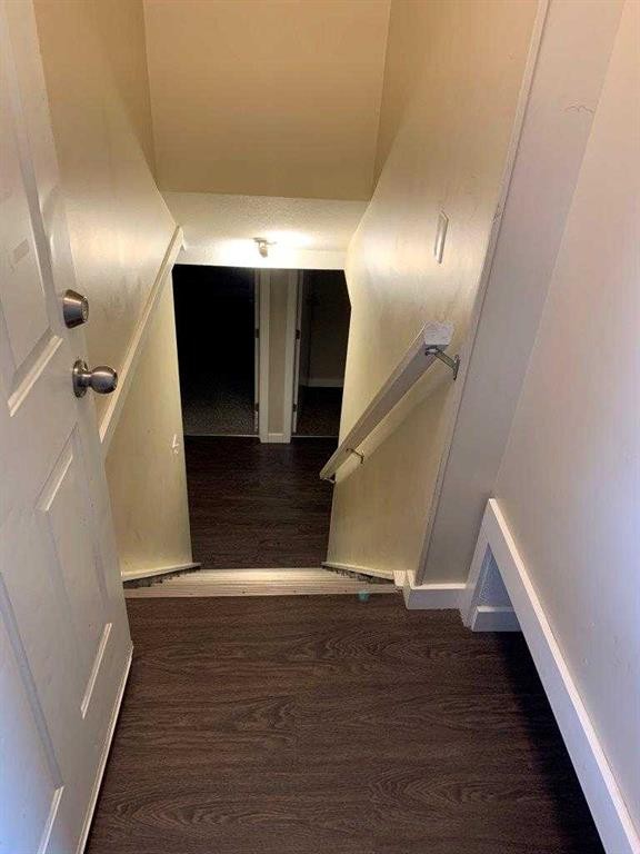 6014 56 Avenue, Red Deer, AB - Indoor Photo Showing Other Room