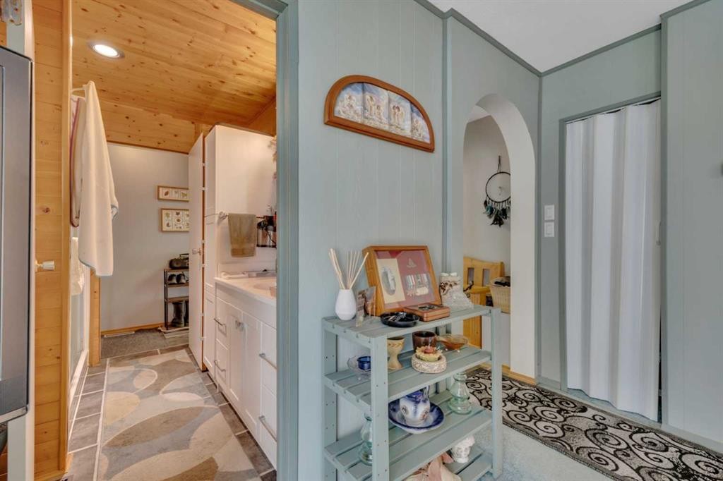 76 Buskmose Drive, Grandview, AB - Indoor