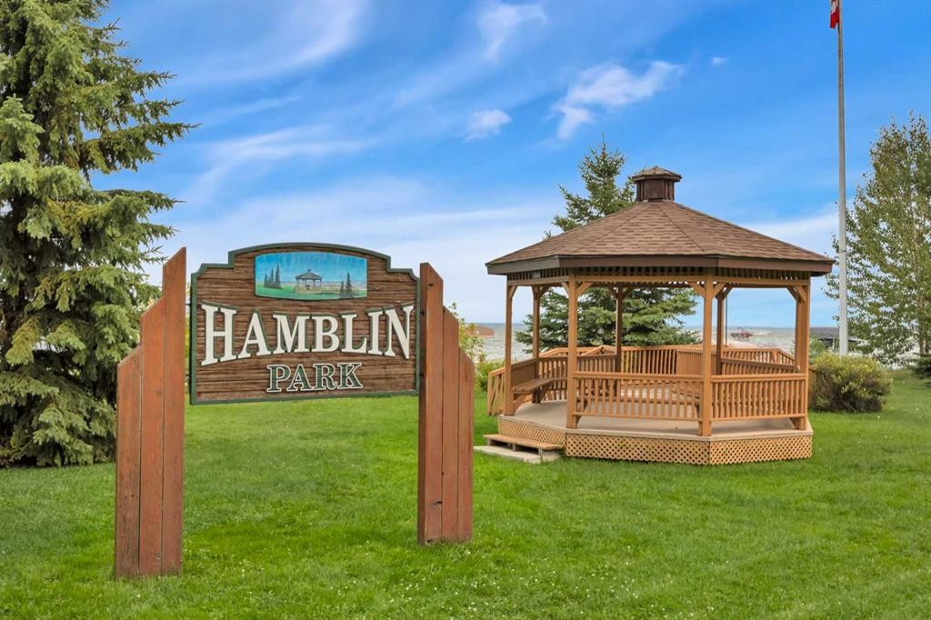 76 Buskmose Drive, Grandview, AB - Outdoor With Backyard
