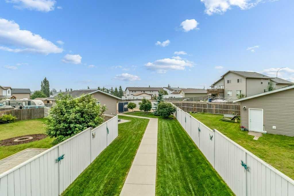 142 Ava Crescent, Blackfalds, AB - Outdoor