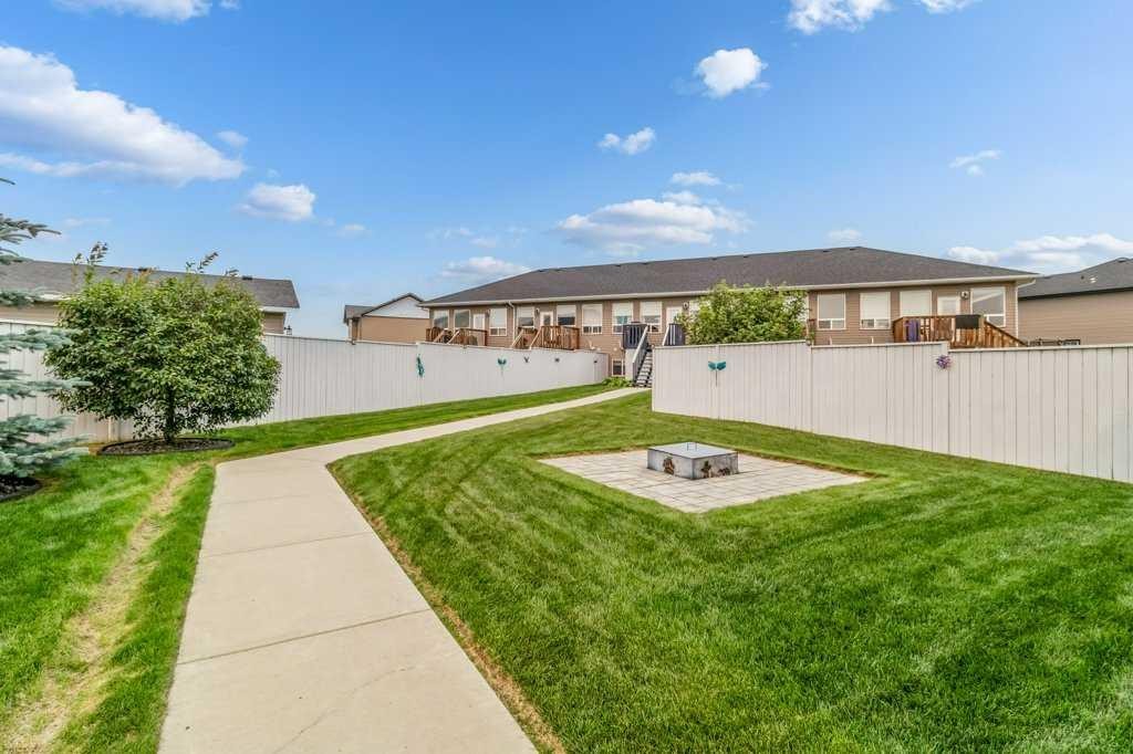 142 Ava Crescent, Blackfalds, AB - Outdoor