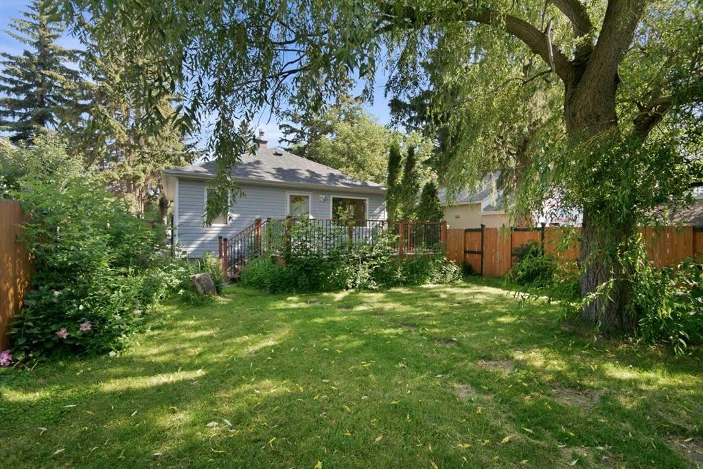 4625 48 Street, Red Deer, AB - Outdoor