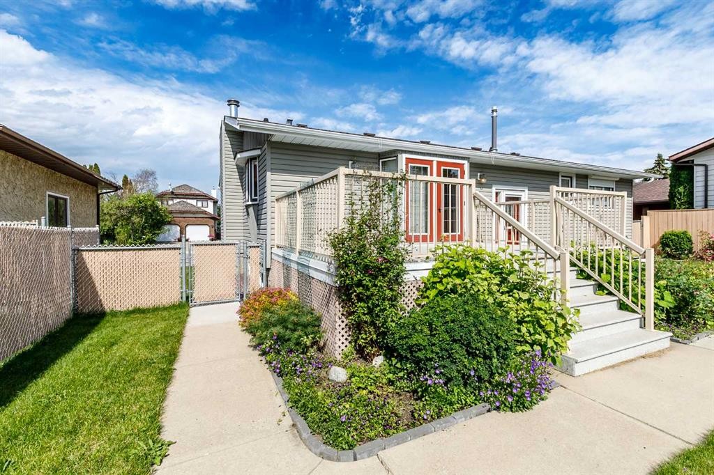 88 Mccullough Cresent, Red Deer, AB - Outdoor