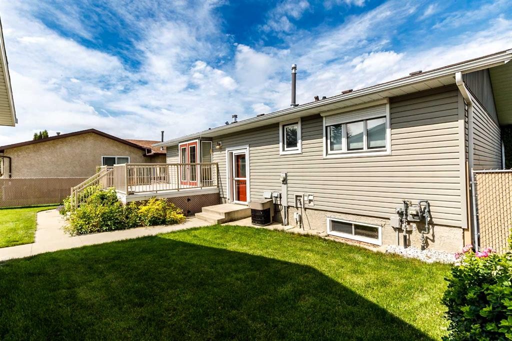 88 Mccullough Cresent, Red Deer, AB - Outdoor With Deck Patio Veranda