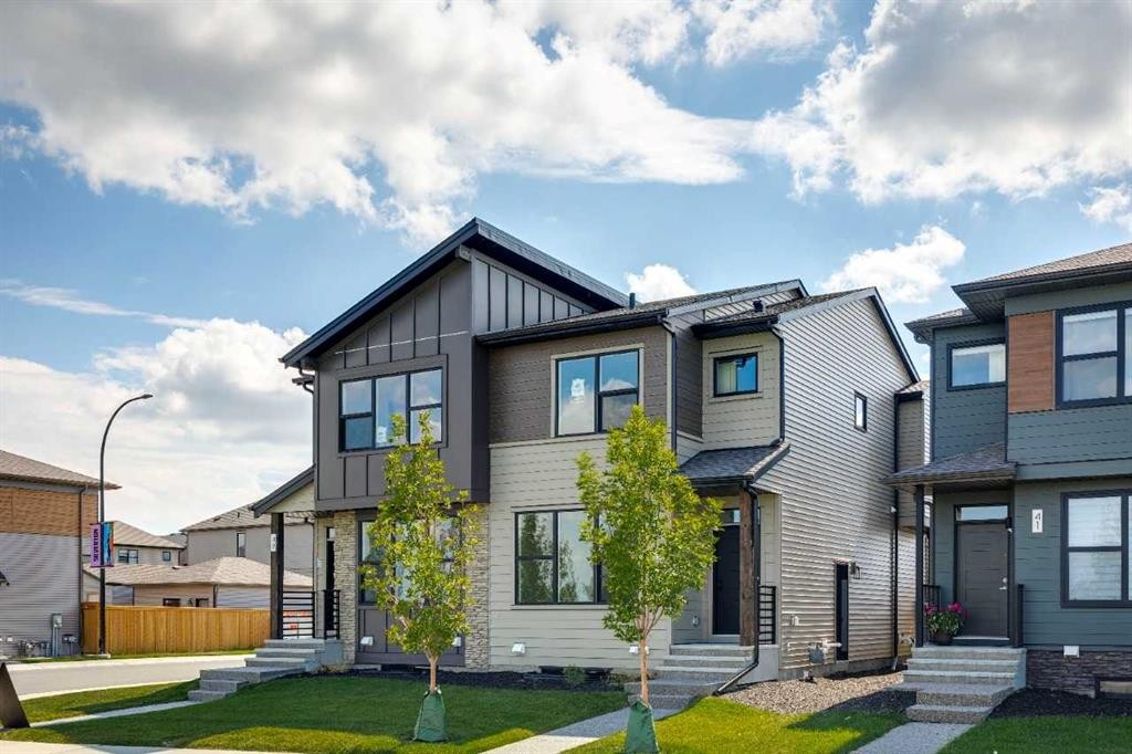 45 Silverton Glen Way Sw, Calgary, AB - Outdoor With Facade