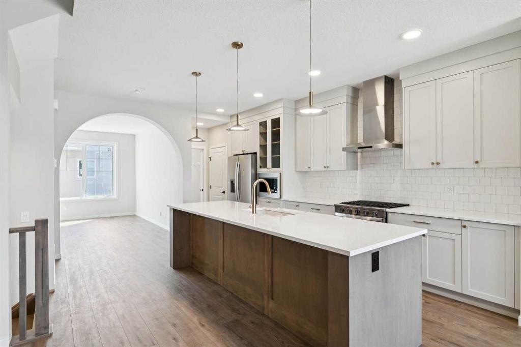 78 Bluerock Hill Sw, Calgary, AB - Indoor Photo Showing Kitchen With Upgraded Kitchen