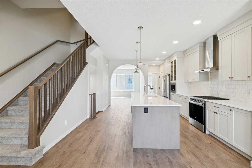 78 Bluerock Hill Sw, Calgary, AB - Indoor Photo Showing Kitchen With Upgraded Kitchen