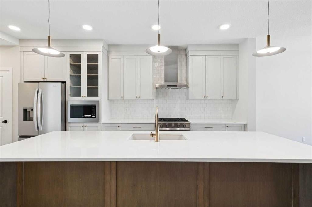 78 Bluerock Hill Sw, Calgary, AB - Indoor Photo Showing Kitchen With Upgraded Kitchen