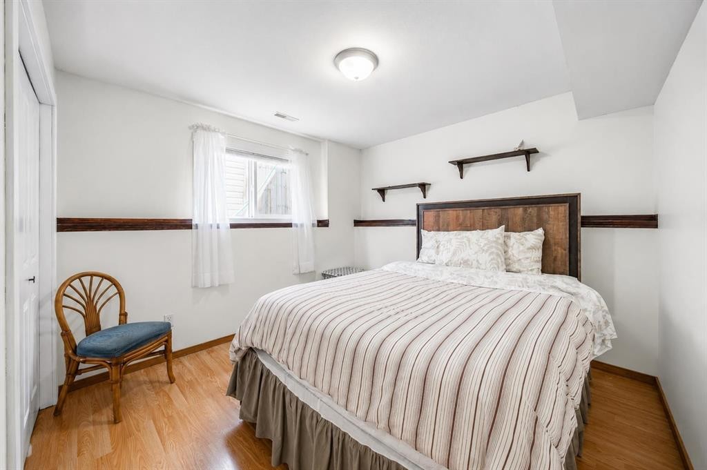 138 Lanterman Close, Red Deer, AB - Indoor Photo Showing Bedroom