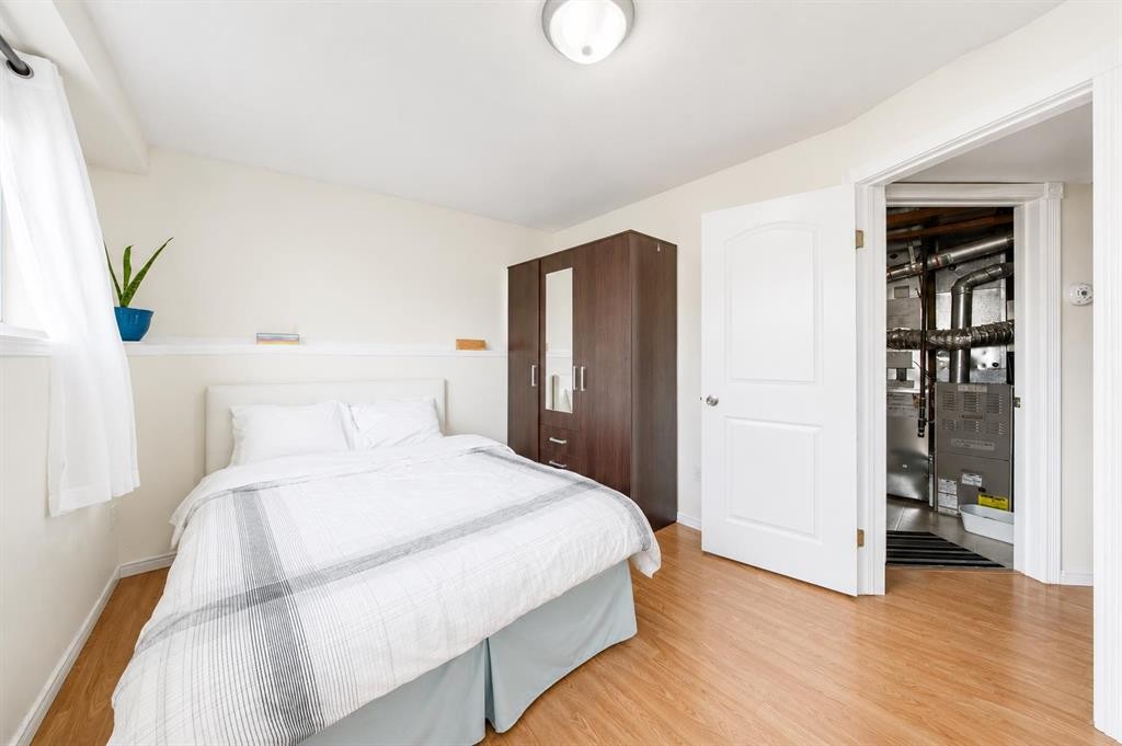 138 Lanterman Close, Red Deer, AB - Indoor Photo Showing Bedroom