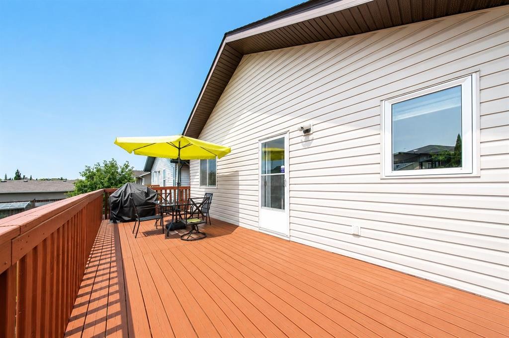 138 Lanterman Close, Red Deer, AB - Outdoor With Exterior