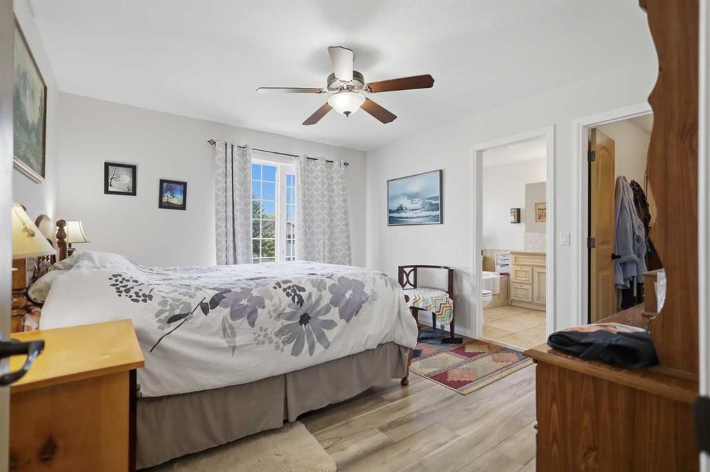 428 6 Avenue, Elnora, AB - Indoor Photo Showing Bedroom