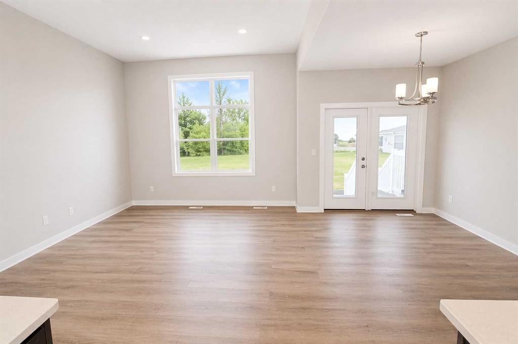 4438 Van Eaton Way, Clive, AB - Indoor Photo Showing Other Room
