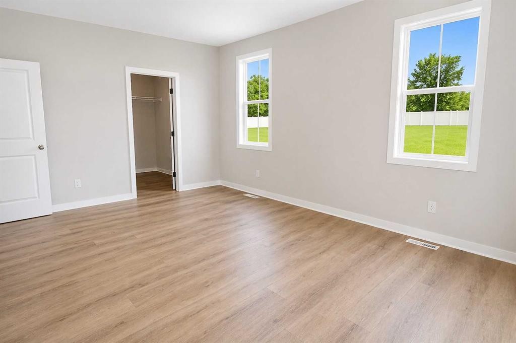 4438 Van Eaton Way, Clive, AB - Indoor Photo Showing Other Room
