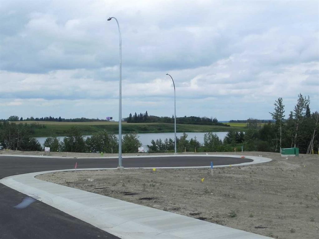 22 Henner'S Place, Lacombe, AB