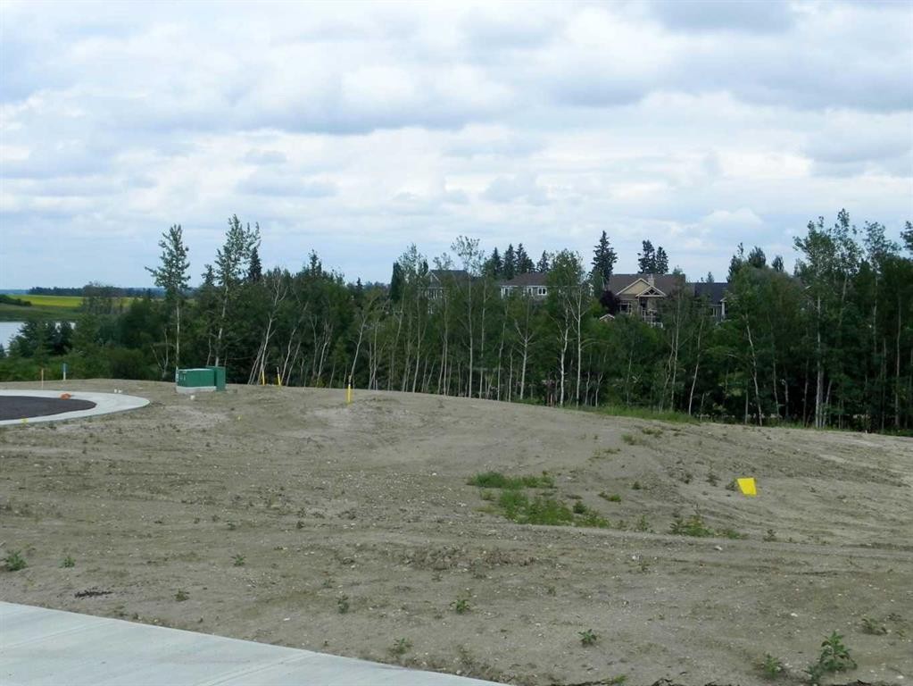 22 Henner'S Place, Lacombe, AB
