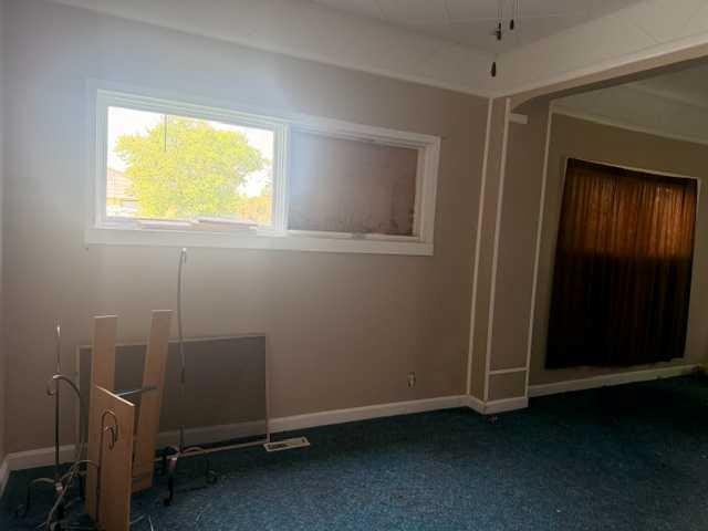 4903 48 Street, Hardisty, AB - Indoor Photo Showing Other Room