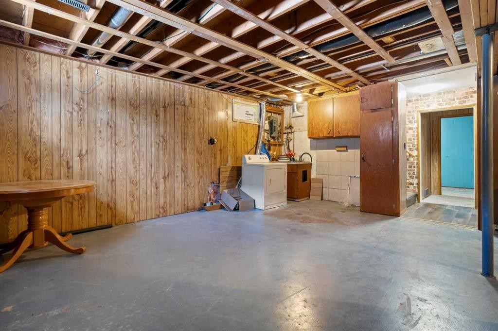 36 Grandview Crescent, Camrose, AB - Indoor Photo Showing Basement
