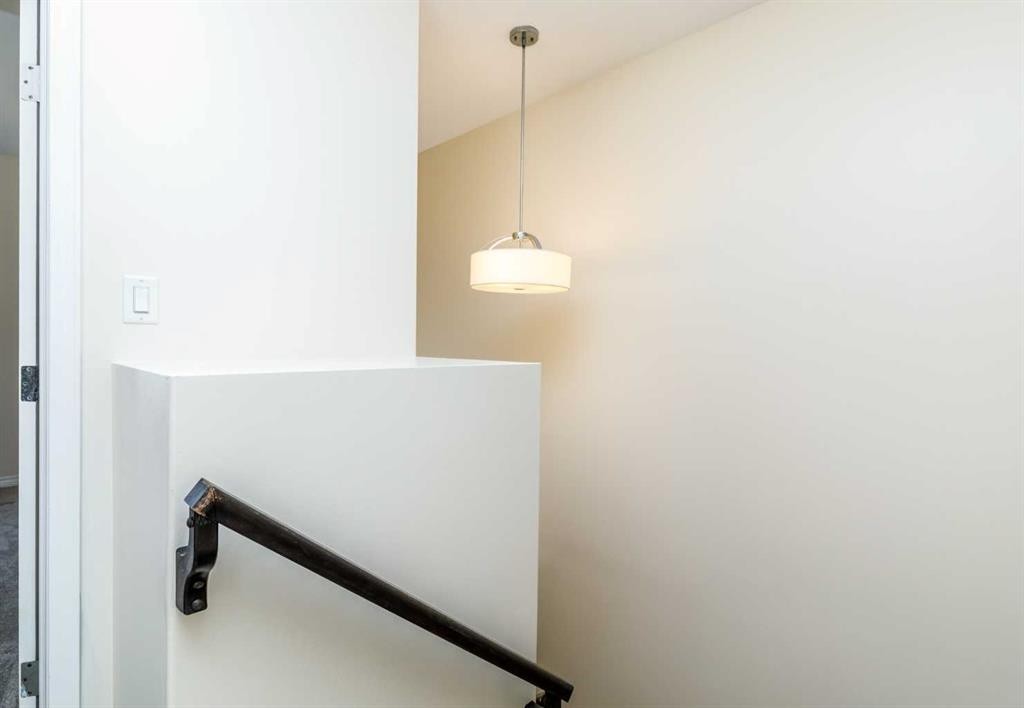 19 Reid Court, Sylvan Lake, AB - Indoor Photo Showing Other Room