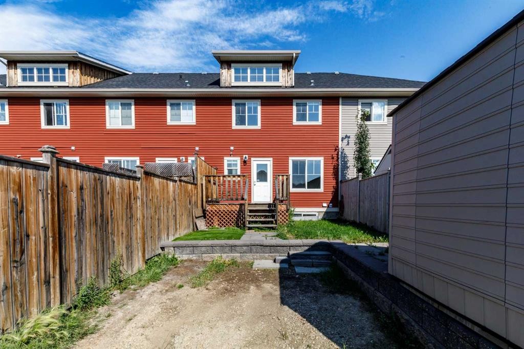19 Reid Court, Sylvan Lake, AB - Outdoor With Deck Patio Veranda With Exterior