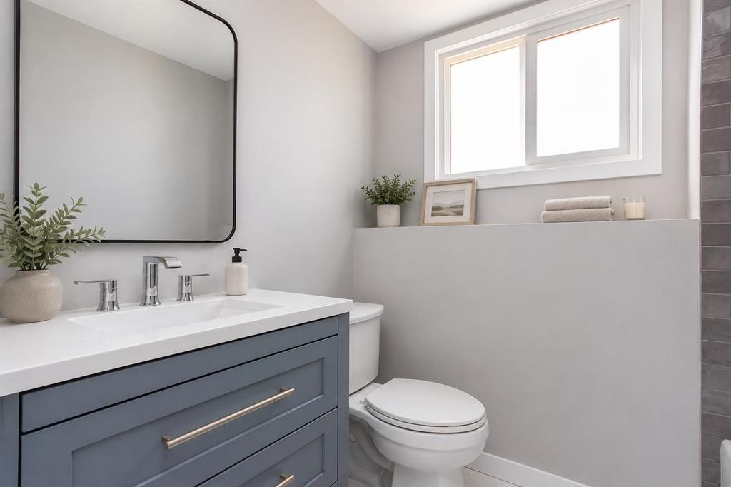 98 Greenham Drive, Red Deer, AB - Indoor Photo Showing Bathroom