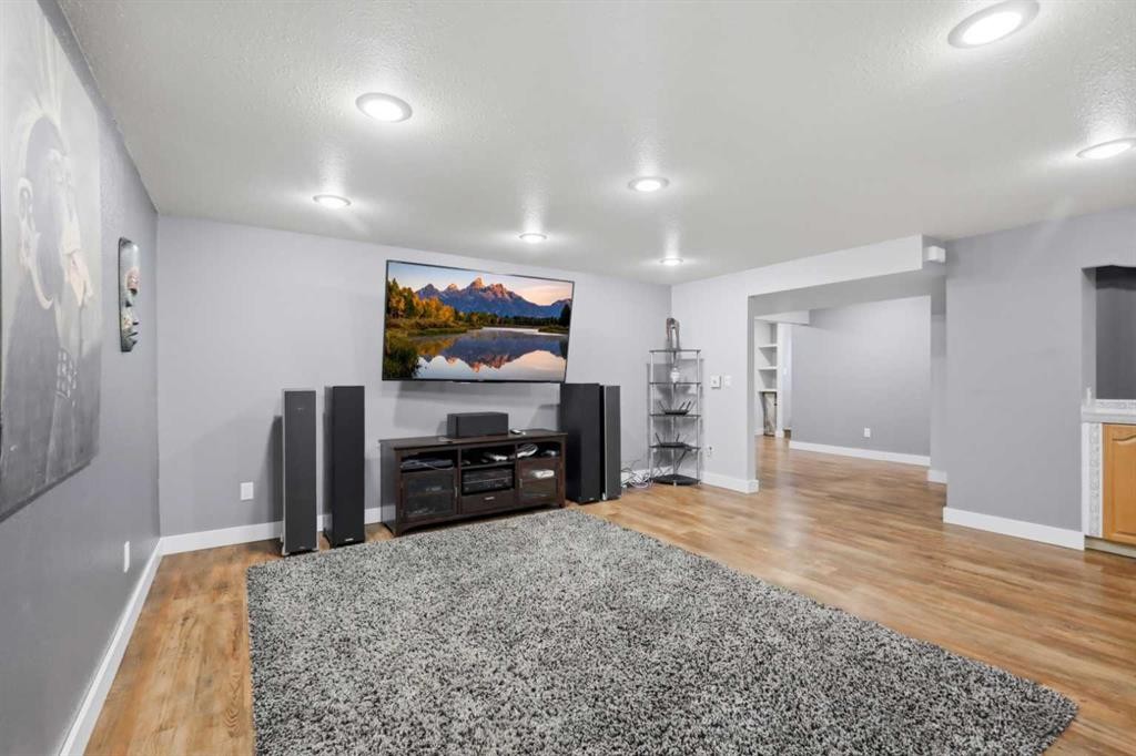 40102 Highway 815, Rural Lacombe County, AB - Indoor