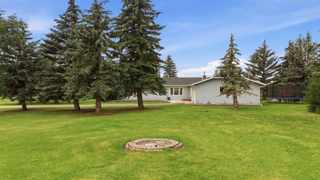 40102 Highway 815, Rural Lacombe County, AB - Outdoor