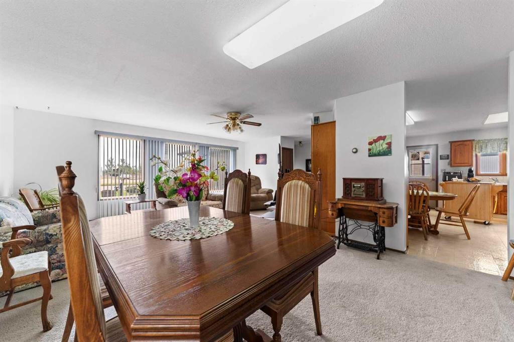 5205 48 Avenue, Sedgewick, AB - Indoor
