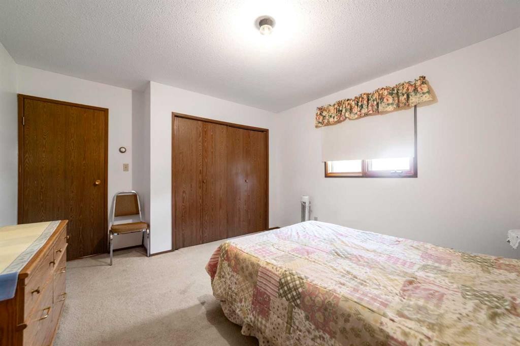 5205 48 Avenue, Sedgewick, AB - Indoor Photo Showing Bedroom