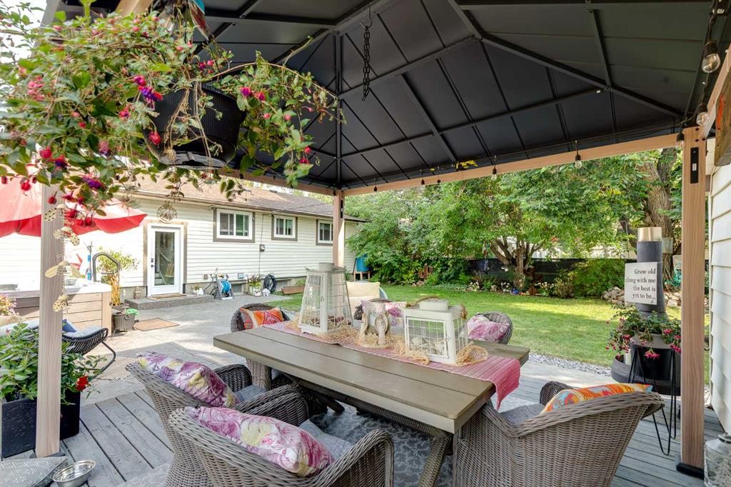 9111 Fairmount Drive Se, Calgary, AB - Outdoor With Deck Patio Veranda With Exterior