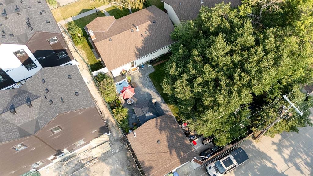 9111 Fairmount Drive Se, Calgary, AB - Outdoor With View