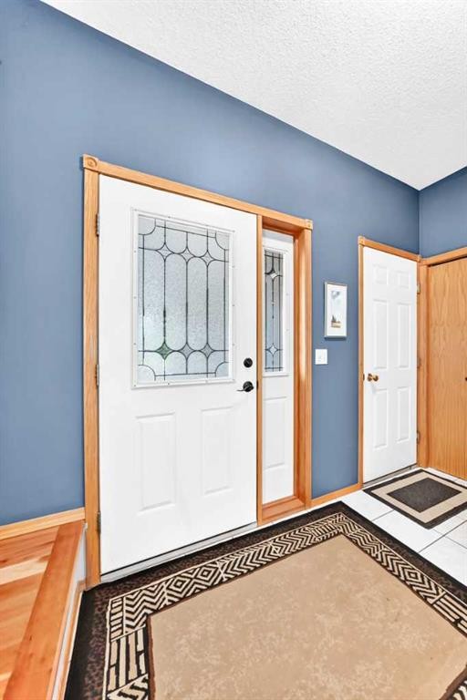 94 Hathaway Lane, Lacombe, AB - Indoor Photo Showing Other Room