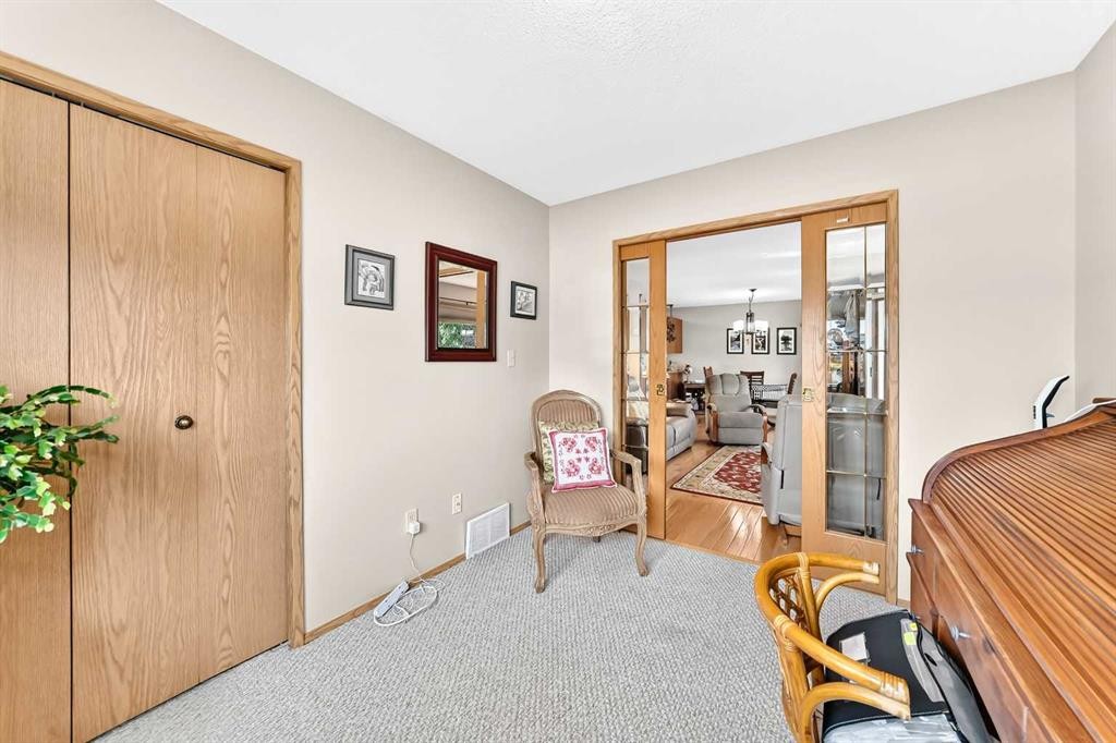 37-2821 Botterill Crescent, Red Deer, AB - Indoor