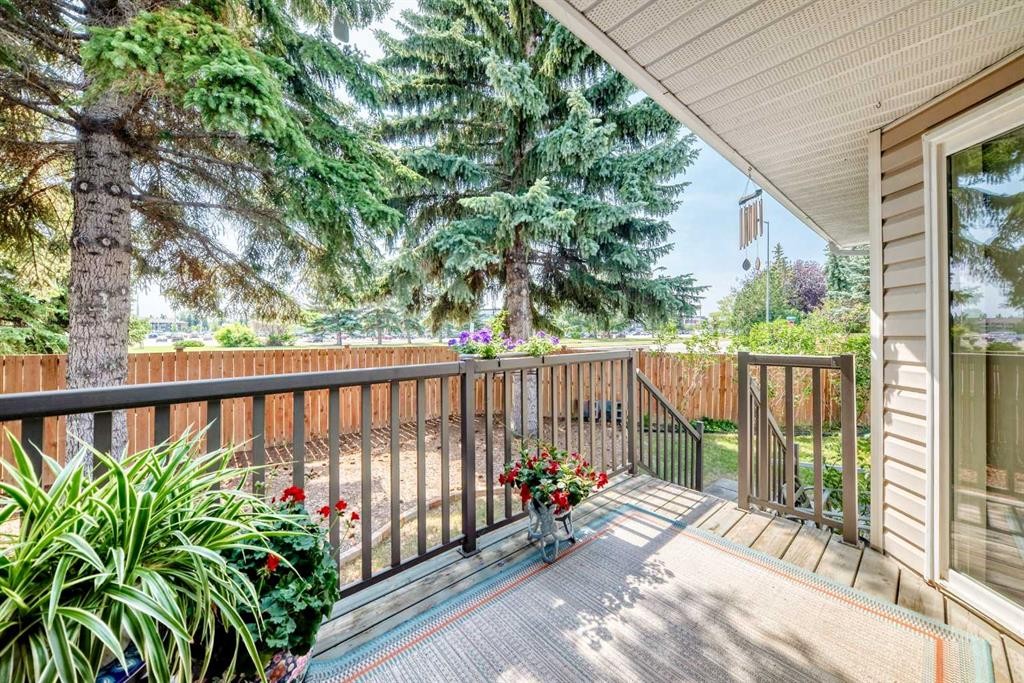 37-2821 Botterill Crescent, Red Deer, AB - Outdoor With Deck Patio Veranda With Exterior
