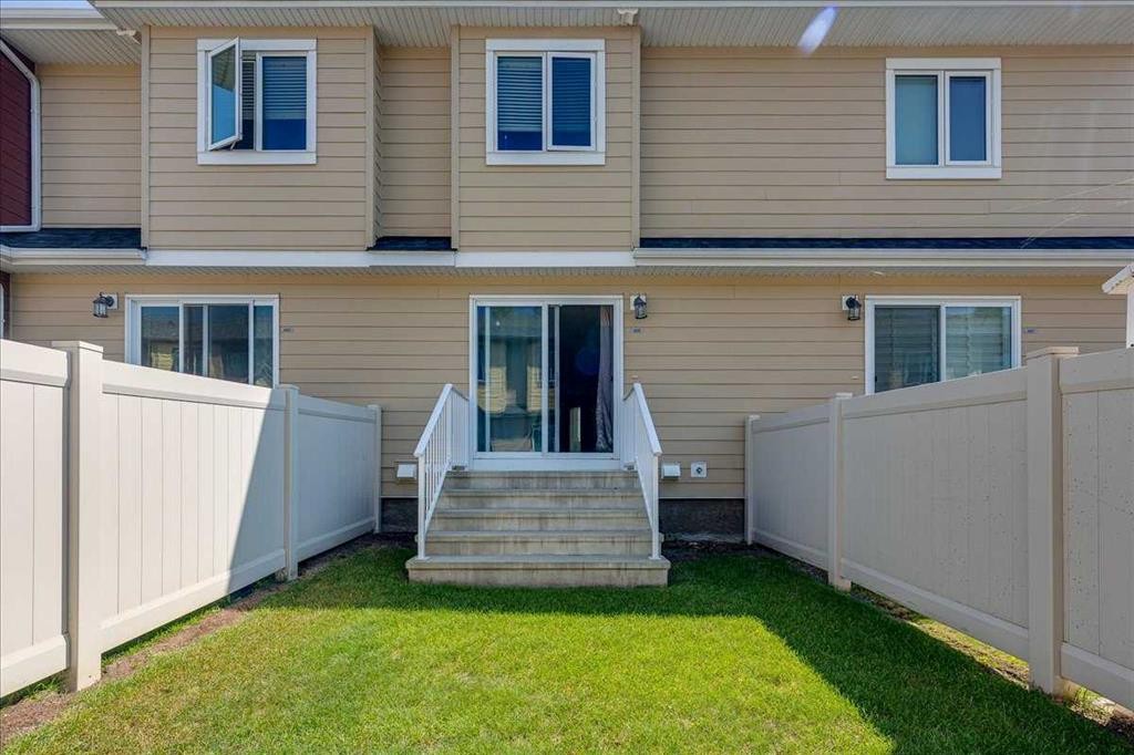 406-30 Carleton Avenue, Red Deer, AB - Outdoor With Exterior