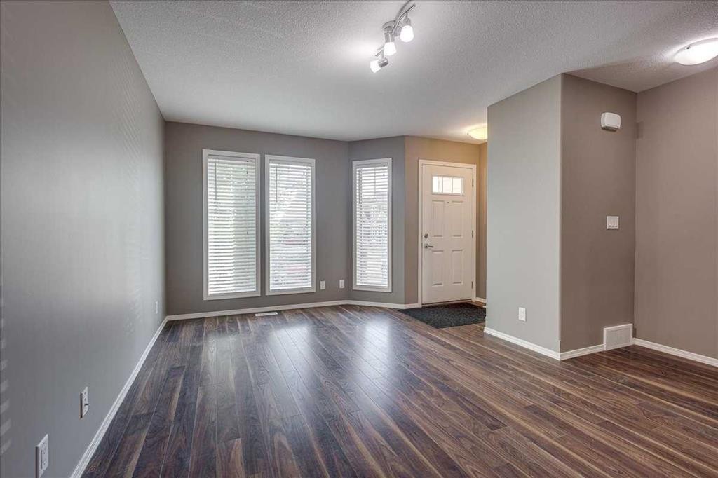 406-30 Carleton Avenue, Red Deer, AB - Indoor Photo Showing Other Room