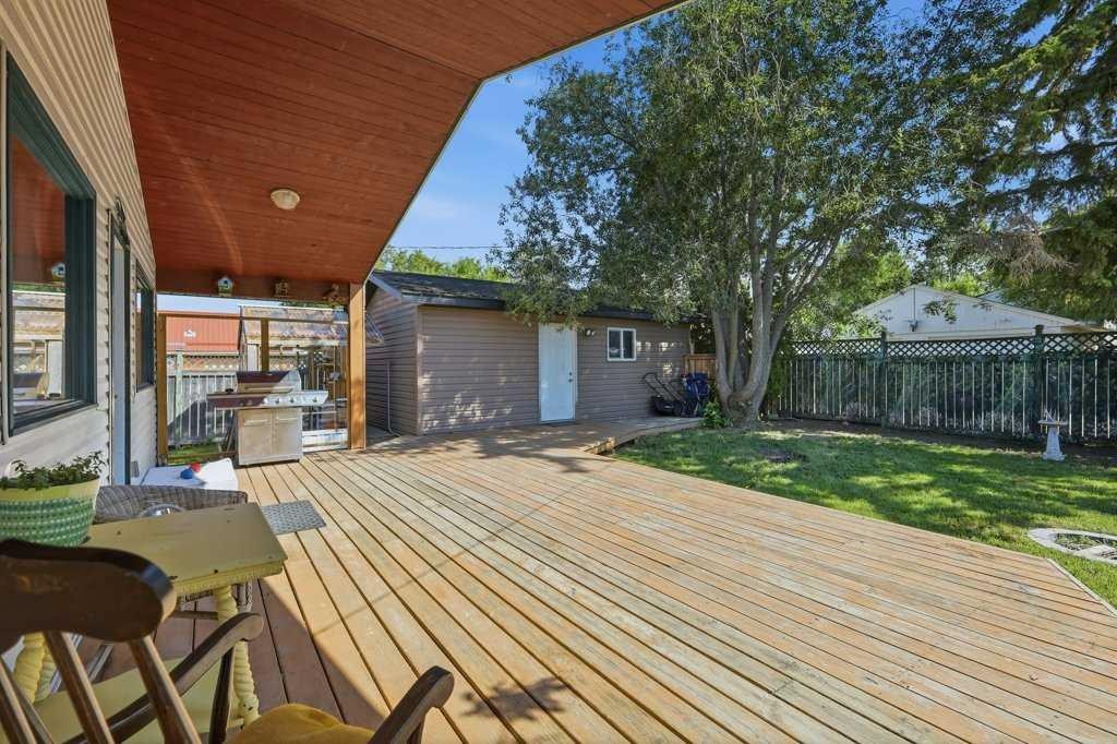 5127 50 A Avenue, Sylvan Lake, AB - Outdoor With Deck Patio Veranda