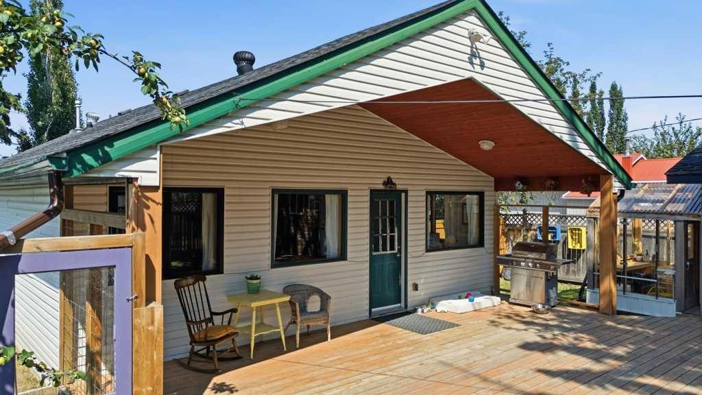 5127 50 A Avenue, Sylvan Lake, AB - Outdoor With Deck Patio Veranda With Exterior