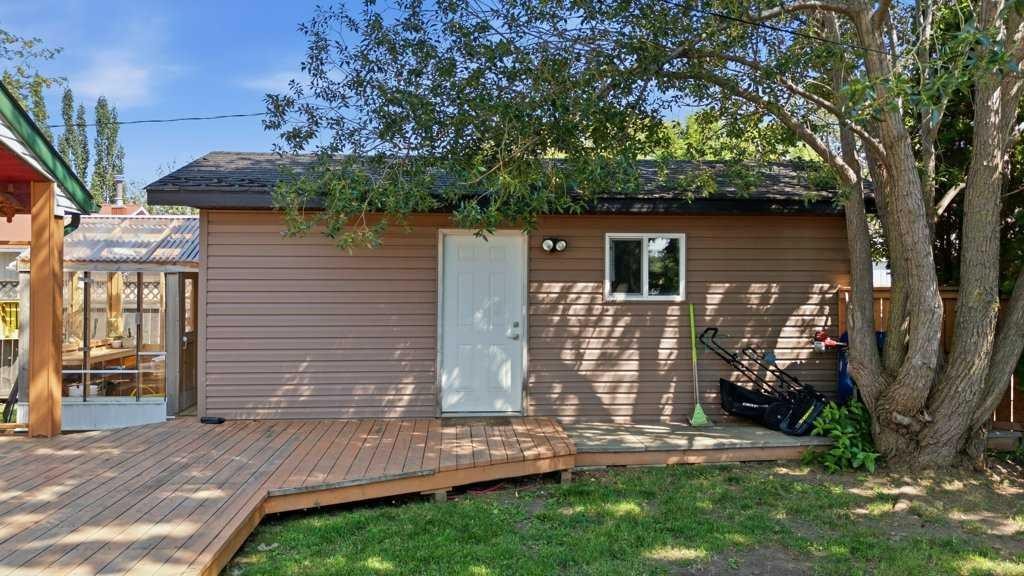 5127 50 A Avenue, Sylvan Lake, AB - Outdoor With Deck Patio Veranda