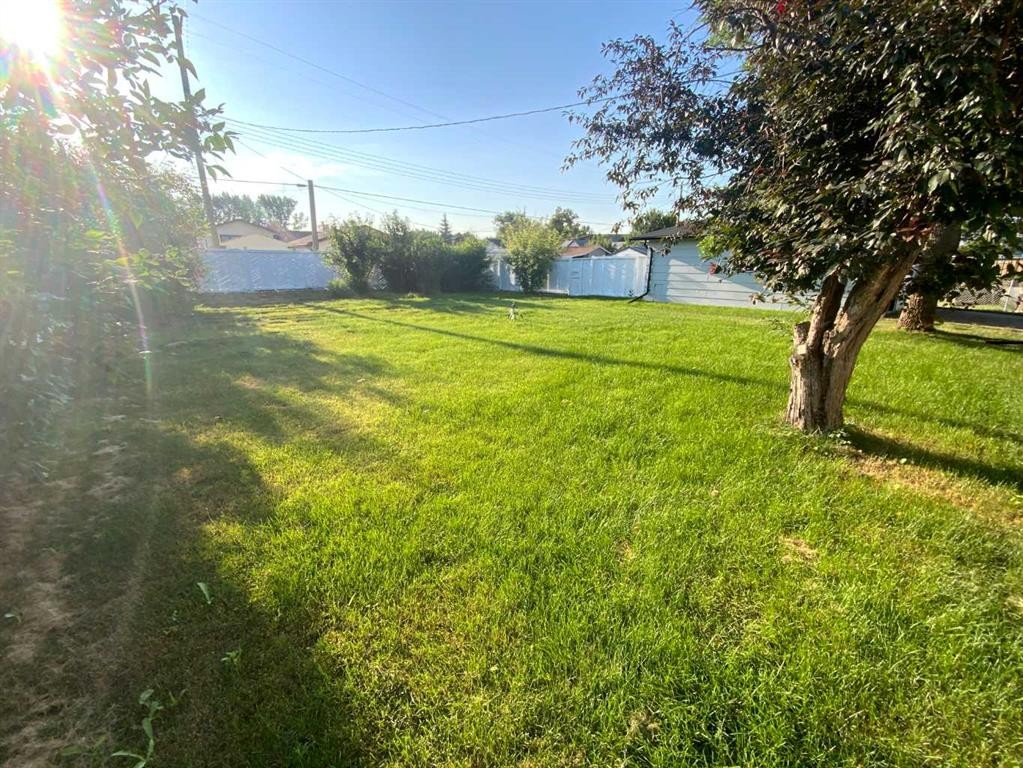 325 Aberdeen Avenue, Carbon, AB - Outdoor With View