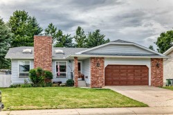 5812 60 Street Ponoka, AB T4J 1L3