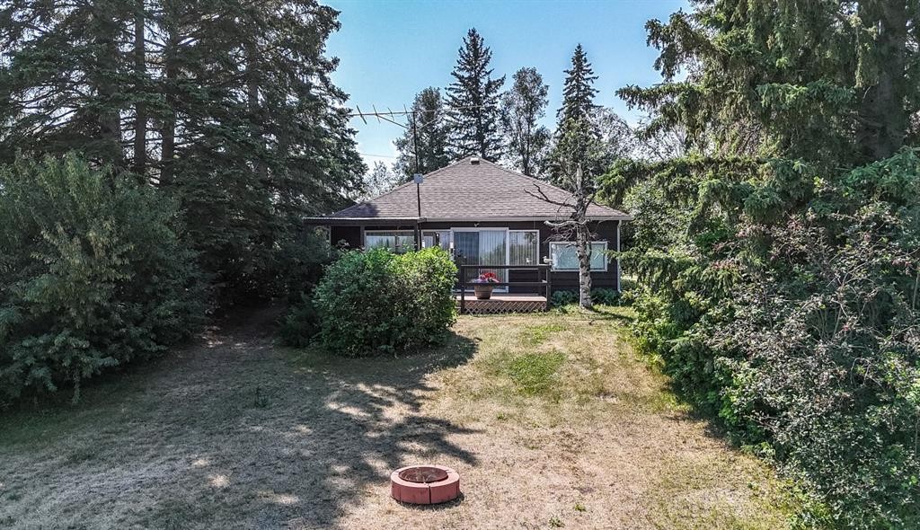 48-40422 Range Road 10, Gull Lake, AB - Outdoor