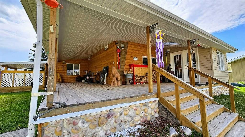 54051 Township Road 351A, Rural Clearwater County, AB - Outdoor With Deck Patio Veranda